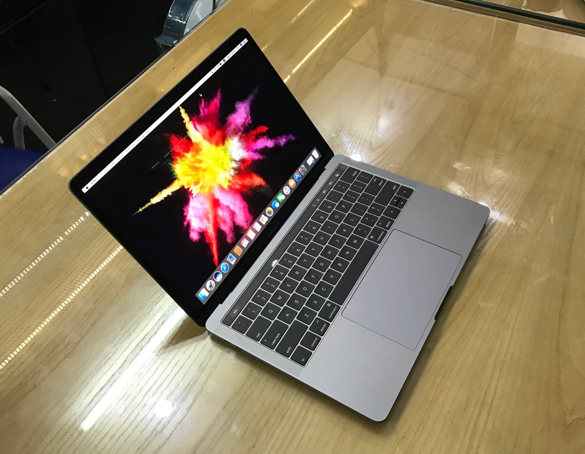 Macbook Pro 13inch MLH12 Gray Touch Bar and Touch ID 2016